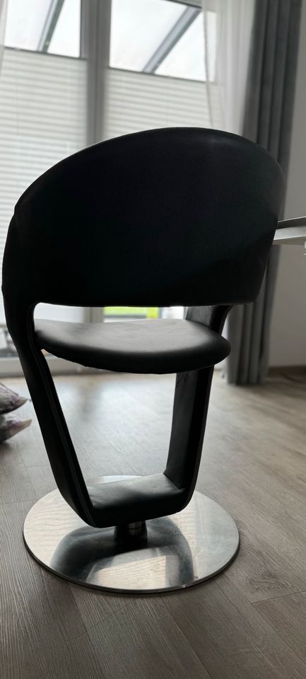 Moderner Schöner Esstisch + 4 Designer Stühle!! in Diepholz