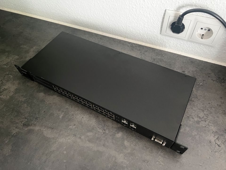 ✅ Zyxel GS1910-24 Port Gigabit Switch in Pforzheim