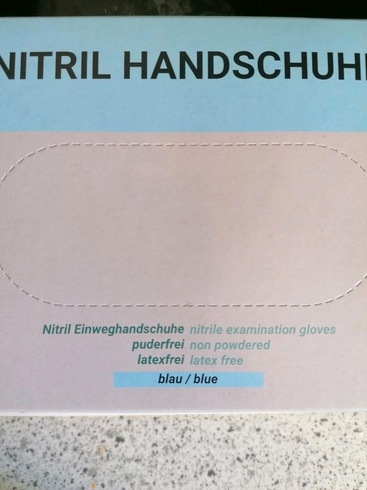 Einweghandschuhe Einmalhandschuhe 100 Stück Gr M Blau. in Nettetal