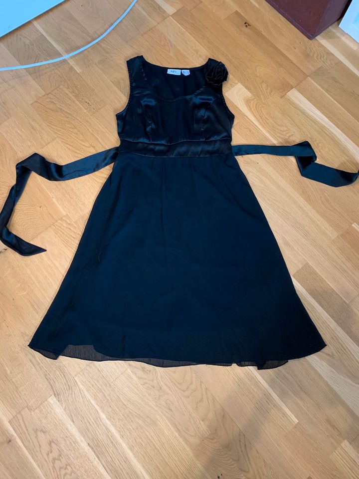 ❤️traumhaftes Abendkleid Ballkleid Kleid Bonprix B.P.C. Gr. 38 ❤️ in Herbolzheim