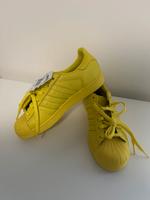 Adidas Superstars / Gr. 39 1/3 / Neu mit Etikett Nordrhein-Westfalen - Herdecke Vorschau
