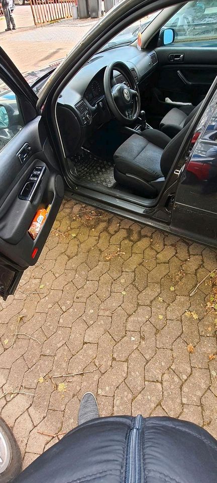 Volkswagen Golf 4 in Saarbrücken