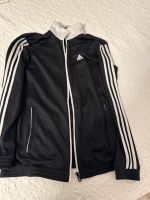 Adidas Sport Bremen - Schwachhausen Vorschau