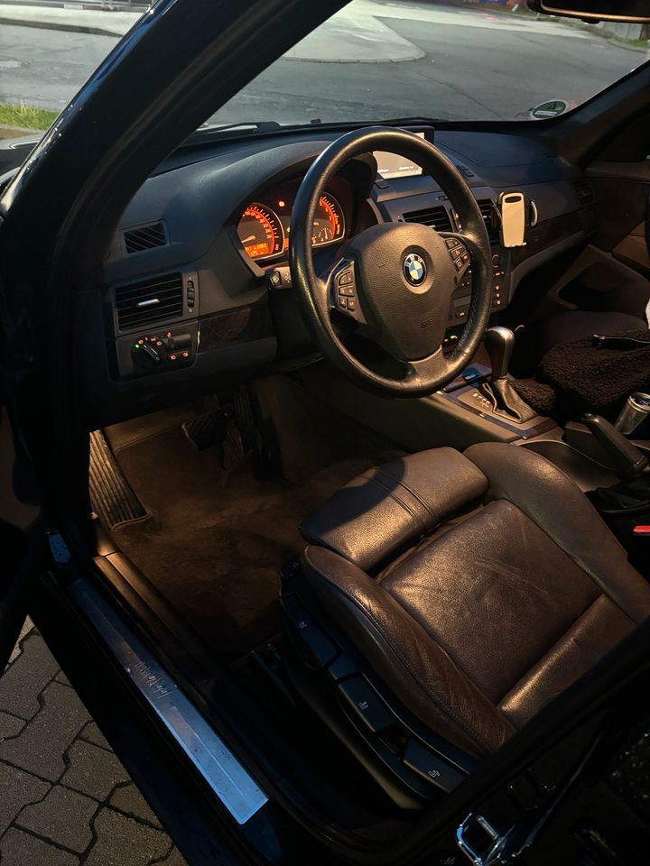 BMW x3 e83  2.5si   Tauschen möglich in Wiesbaden