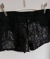 amisu Pailletten Jeanshose Jeans kurze Hose Nordrhein-Westfalen - Oerlinghausen Vorschau