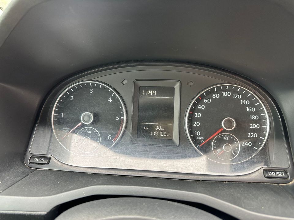 Volkswagen Caddy Nfz Kasten2.0 TDI*105 Ps*119Tkm Klima AHK in Duderstadt