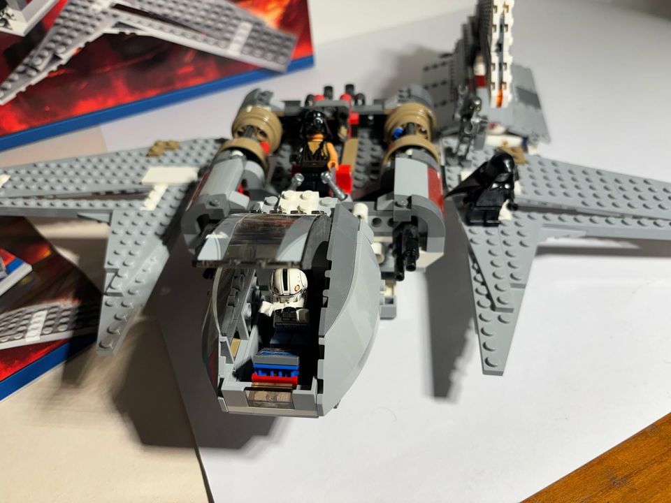 LEGO® Star Wars 8096 inkl. Figuren, OVP und Bauanleitung in Oberdreis