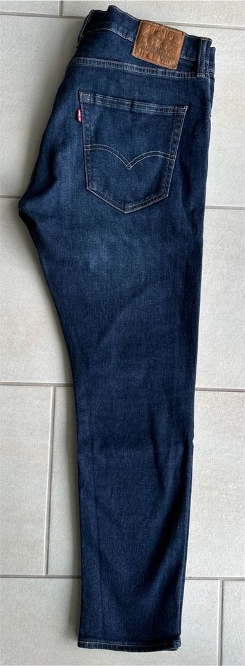 Levi’s Jeans 512, Slim Tapered Größe W34 L30 in Frankfurt am Main