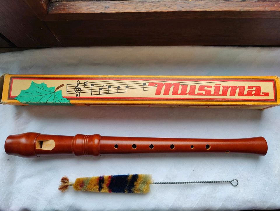 Musima Sopran Blockflöte mit Wischer und Grifftabelle Flöte Holz in Goch
