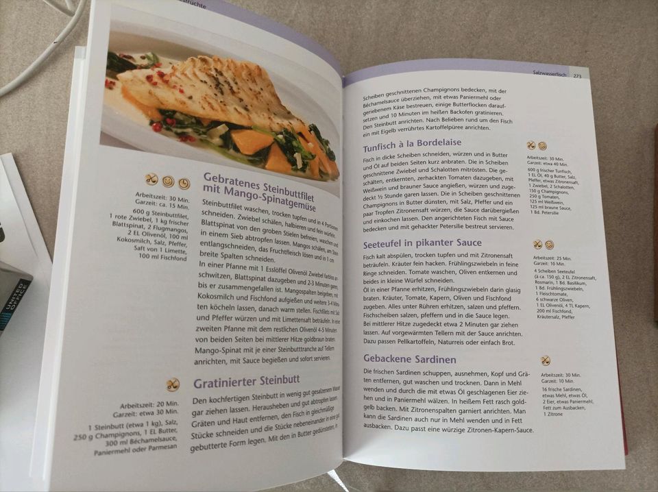 Das goldene Kochbuch rot Rezepte Kochen Küche in Warendorf