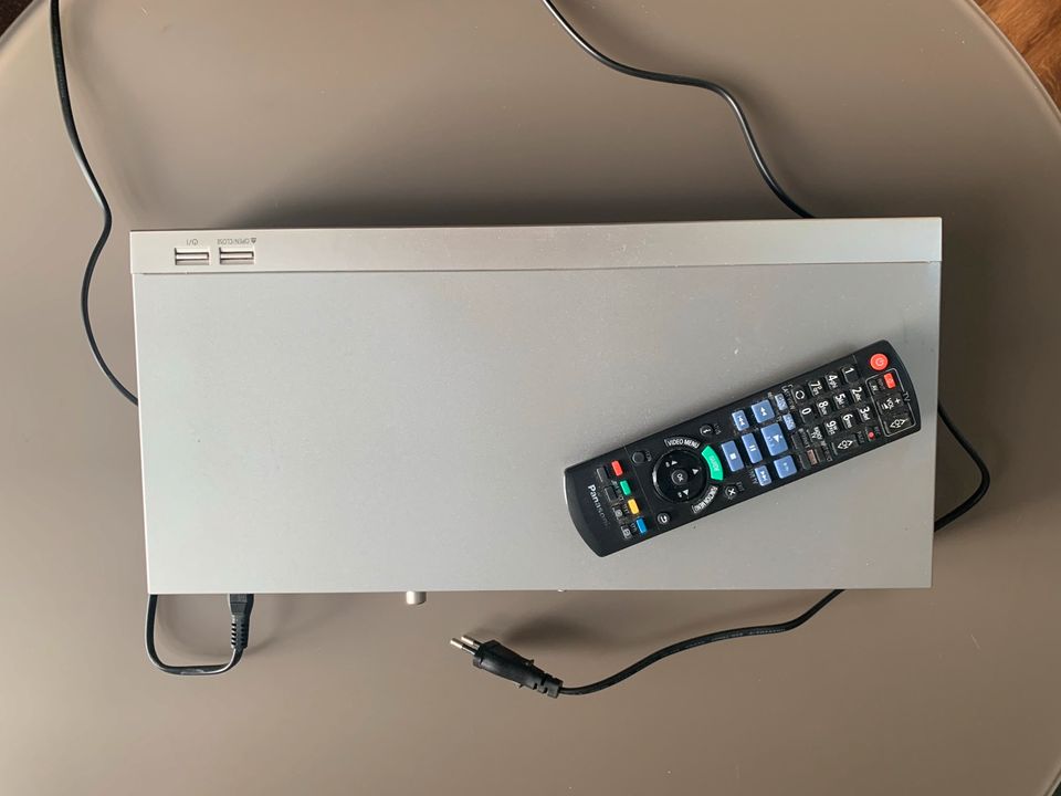 DMR-BCT765 Kabel Receiver Blu-ray Recorder in Weingarten