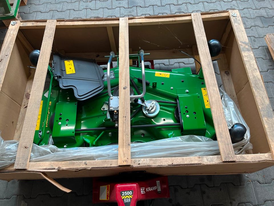 Mähwerk Auto Connect 54D 137cm passend zu John Deere 1026R "NEU" in Aspach