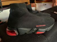 Balenciaga speedtrainer Schwarz rot GR 44 Nürnberg (Mittelfr) - Oststadt Vorschau