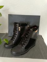 Sneakers Tommy Hilfiger Damen Wedges Sneaker Boots Nordrhein-Westfalen - Barntrup Vorschau