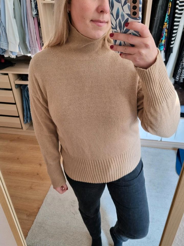 Everlane Kaschmir Rollkragenpullover in Hannover