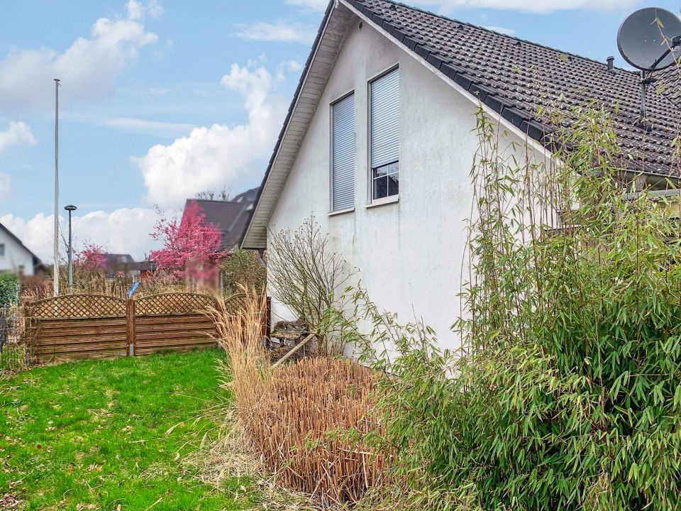 Großzügiges Zuhause Baujahr ca. 2007 mit Solarthermie in familienfreundlicher Lage von Schwarzenbek in Schwarzenbek