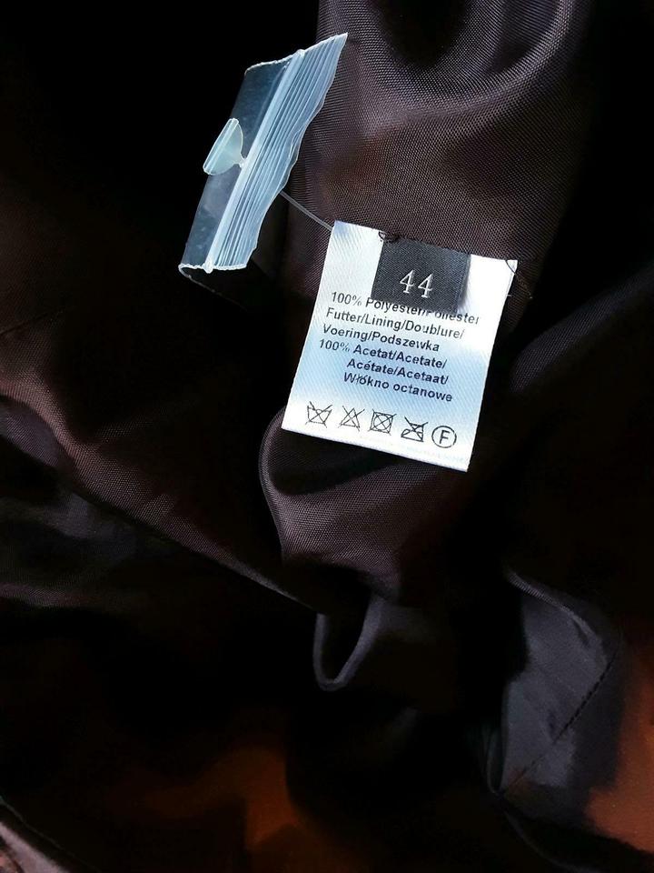 Abendkleid mit Pailletten Stickerei und Bolero Jäckchen in Hamburg
