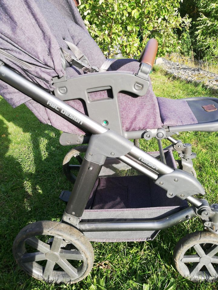 Mitwachsender, multifunktionaler Kinderwagen ABC Design Turbo 4 in Hohenstein-Ernstthal