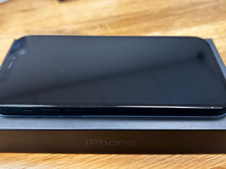 Iphone 12 Pro 128 GB Pazifik Blau in Bremen