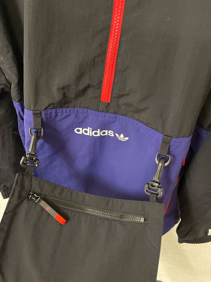 Adidas Windbreaker Jacke Schwarz Lila Herren Gr Xs Neu mit Tasche in Reutlingen