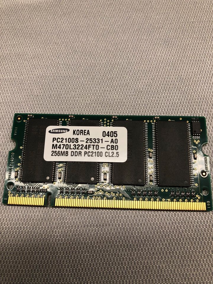 Samsung | Kingston SO-Dimm, 1GB, 512MB in Wettstetten