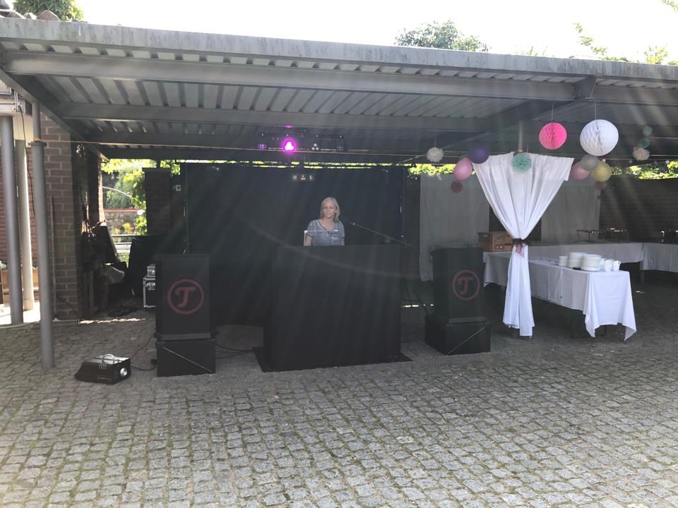 DJ Equipment Lichtshow-Anlage/Nebel wenig benutzt, anschauen! in Hirschfeld (Brandenburg)