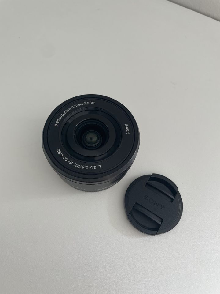 SONY F3.5 – 5.6/PZ 16 - 50 mm OSS Kameraobjektiv - WIE NEU in Dresden