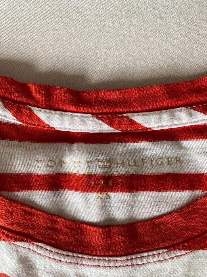 TOMMY HILFIGER T-Shirt in Winsen (Luhe)