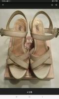 UGG Sandaletten Sandalen Plateau wie neu 38 Nordrhein-Westfalen - Kamen Vorschau