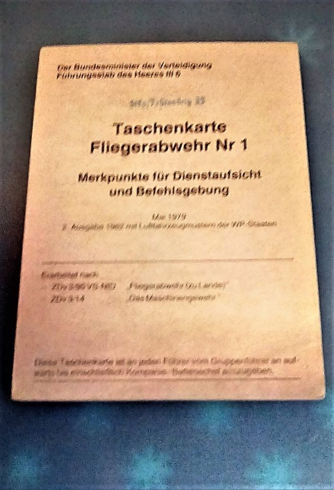 Taschenkarte " Fliegerabwehr Nr. 1 " / Militaria / Militär in Billigheim