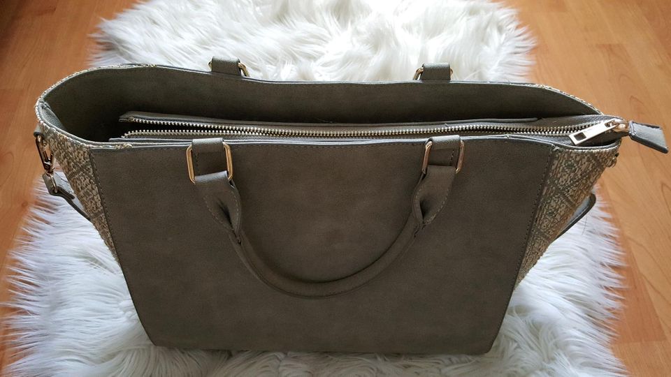 Handtasche Umhängetasche Shopper Tasche Damen Khaki Gold SIX in Schloß Holte-Stukenbrock