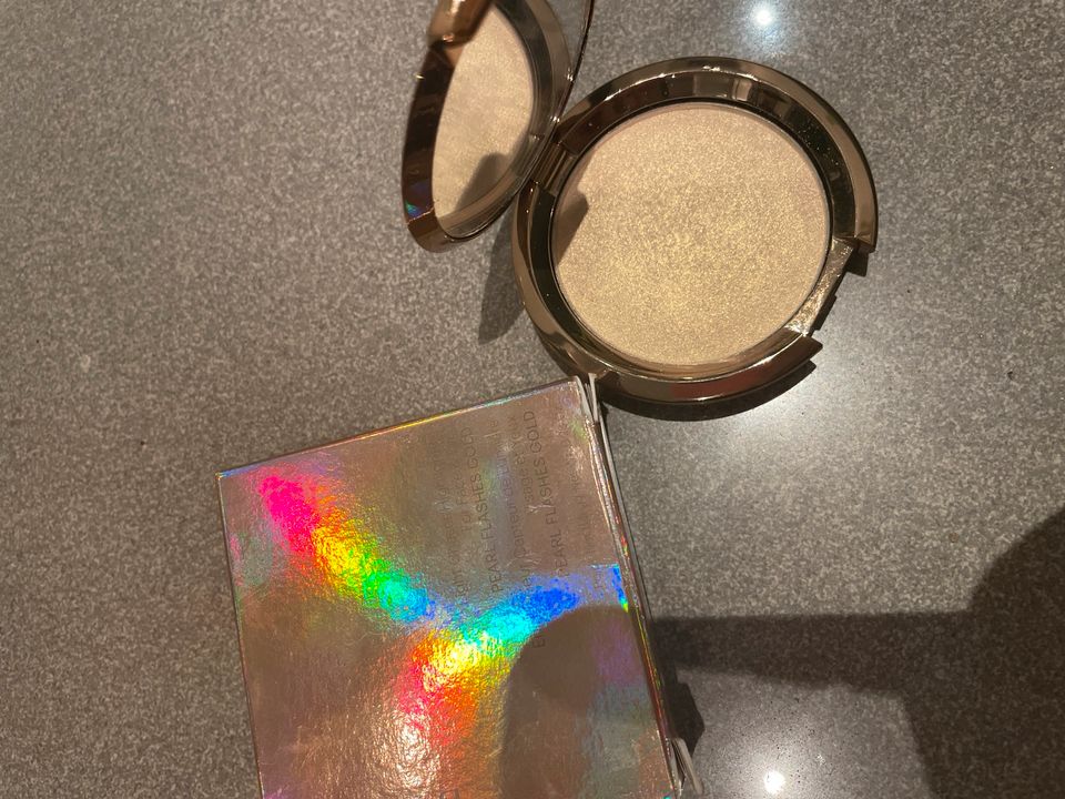 BECCA highlighter pearls gold in Düsseldorf - Pempelfort | eBay  Kleinanzeigen ist jetzt Kleinanzeigen