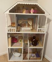 Großes Puppenhaus aus Holz, Barbiehaus mit Möbel Bayern - Kempten Vorschau