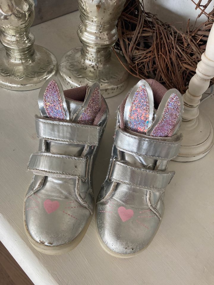 Primark Sneaker Hase Gr 28 Mädchen Schuhe Silber in Berne