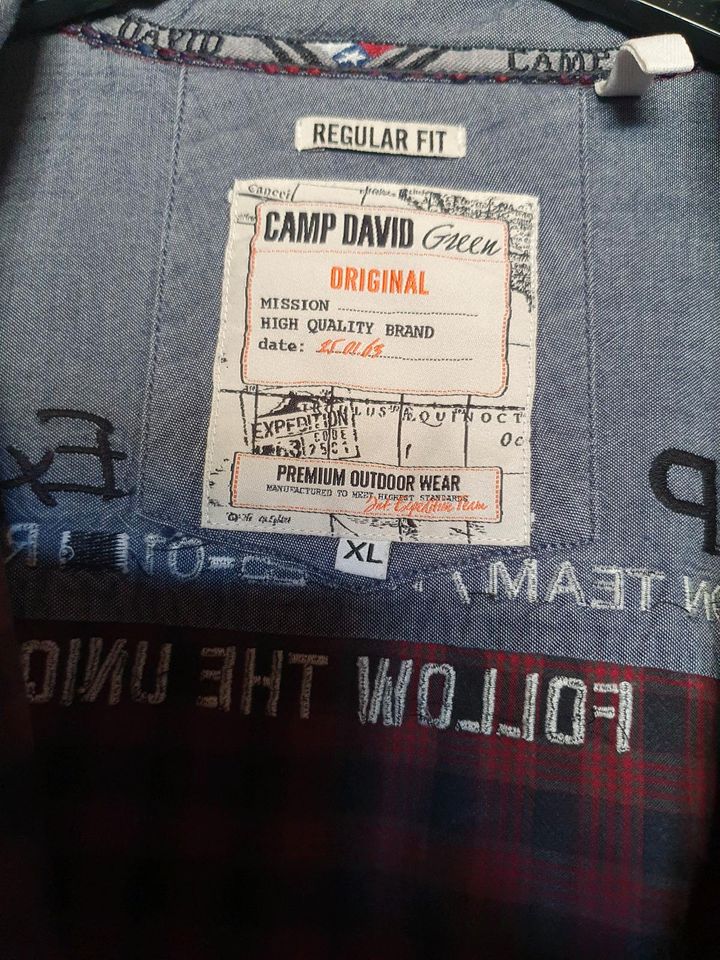 CAMP DAVID Herrenhemd schwarz/bordeauxrot kariert in Gr. XL in Rockeskyll