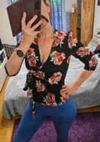 Wickelbluse Oberteil mit Blumen Gr 34 Schleswig-Holstein - Ahrensburg Vorschau