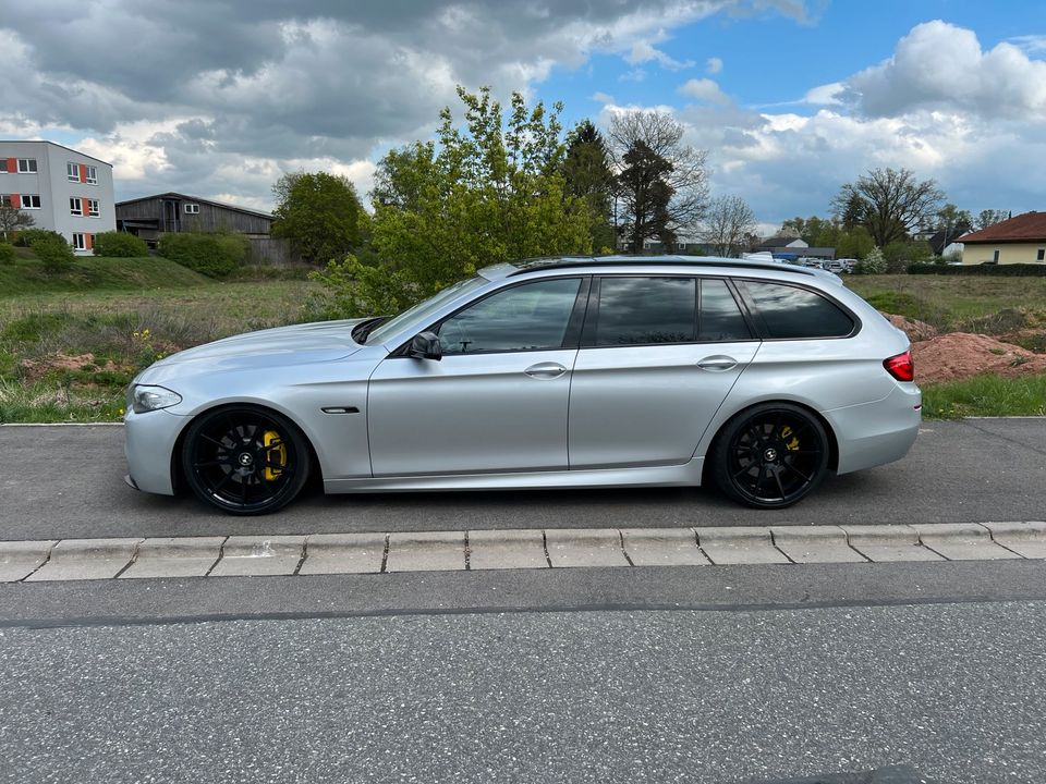 BMW F11 530d M-Paket 20 Zoll in Weiden (Oberpfalz)