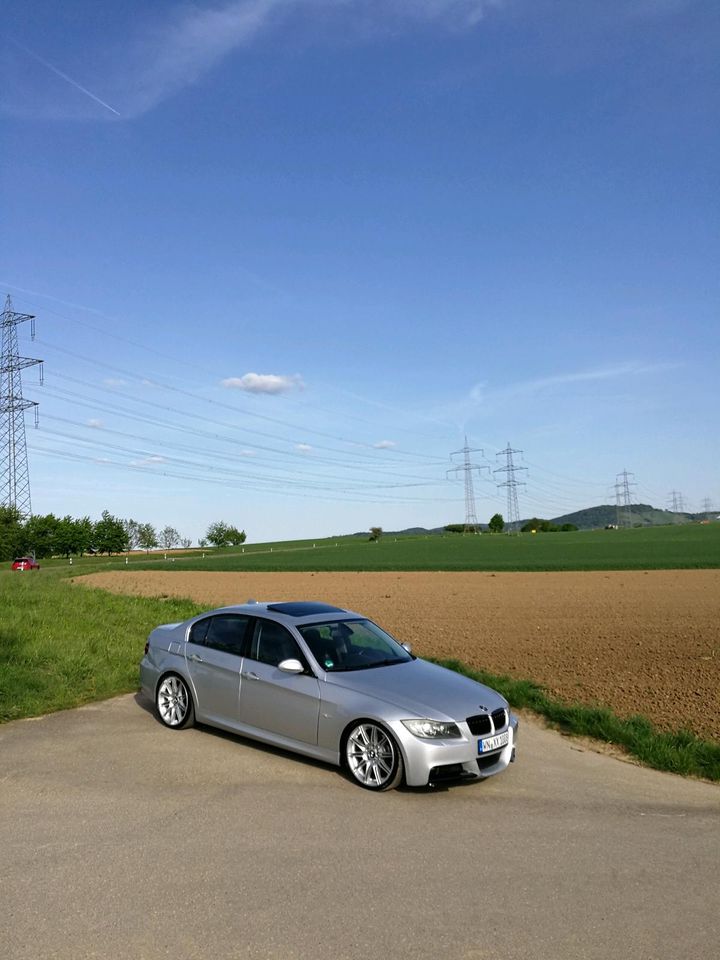 BMW E90 330i Shadow Line(Tausch X5 usw) in Waiblingen