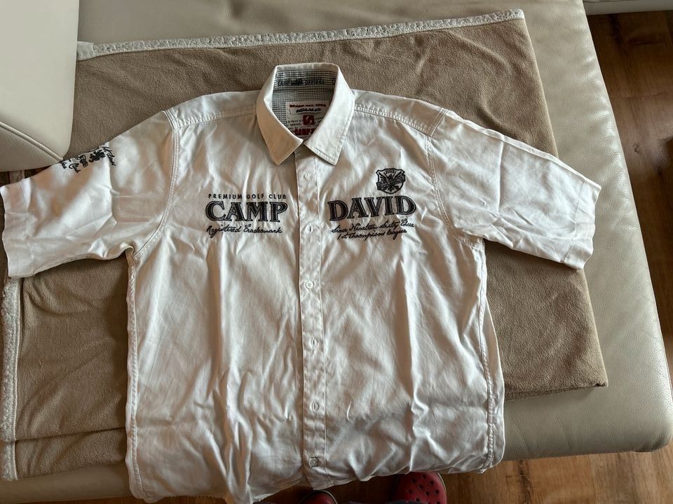 2 Camp David Hemden: eins lang und eins kurz in Machern