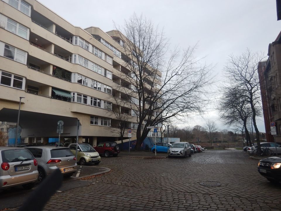 Tiefgaragenstellplätze in Spandau zu vermieten in Berlin