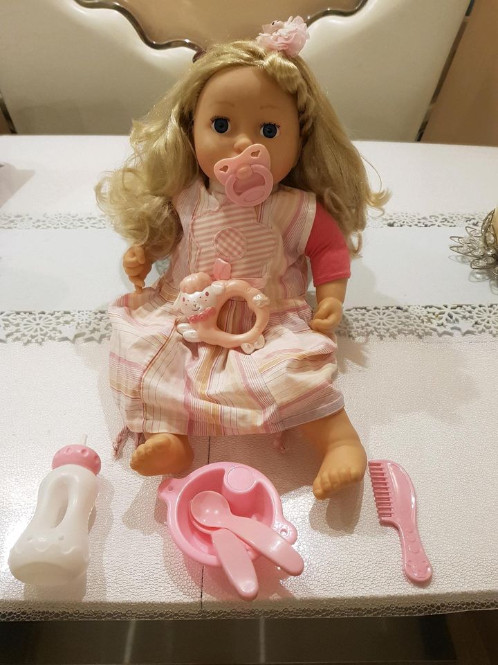 Baby Annabell Puppe von Zapf Creation mit Zubehör in Essen