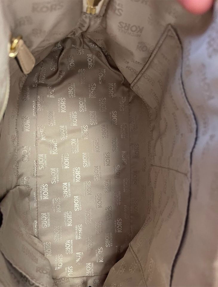 Schöne Handtasche von Michael Kors NEU! ⭐️ in Neuss