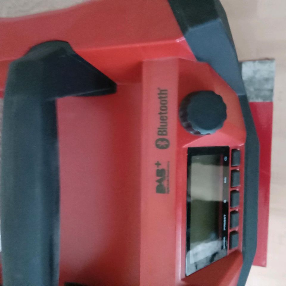 HILTI NURON R 6-22 DAB Akku-Baustellenradio NEU!!!!!! in Voerde (Niederrhein)