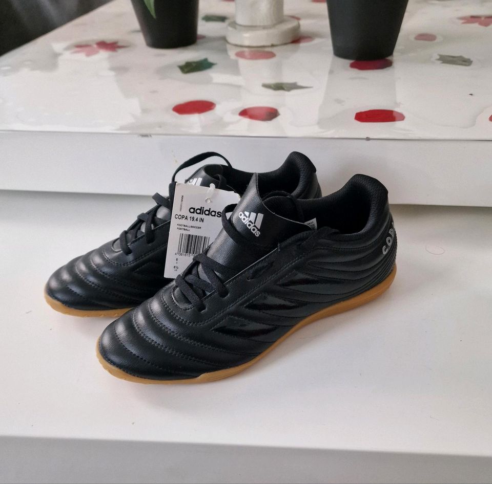 Adidas Schuhe zu verkaufen neu. in Speyer