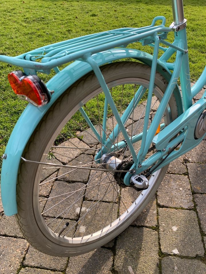 Holland-Fahrrad 24“ Aluminium mint türkis Korb Dänemark in Detmold