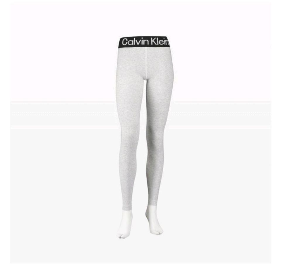 Calvin klein Leggins neuwertig Gr. S (XS) in Herford