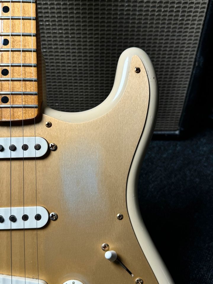 2005 Fender ´56 Strat LTD Relic NAMM Aged White Blonde in Kiefersfelden