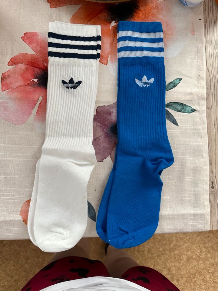 Adidas Socken in Marktbreit