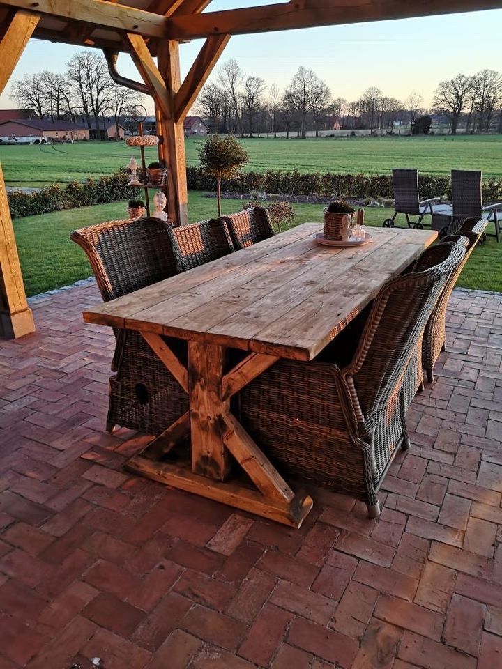 Gartenmöbel Gartentische Holztische Klostertische Naturstein in Gronau (Westfalen)