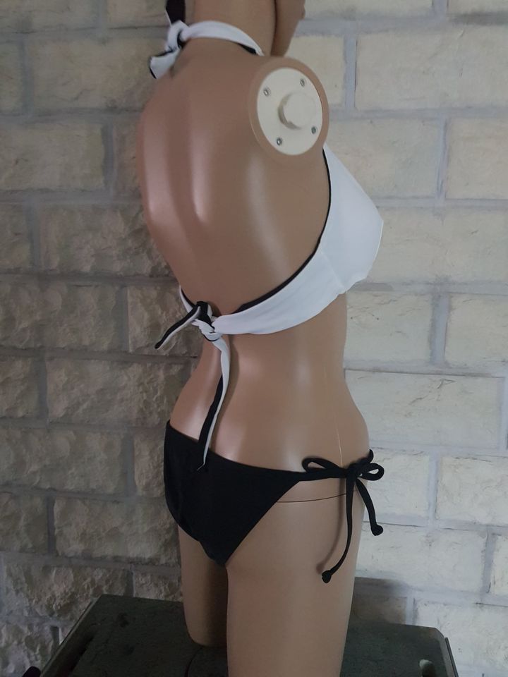 Wende Bikini schwarz/weiß in Espenau